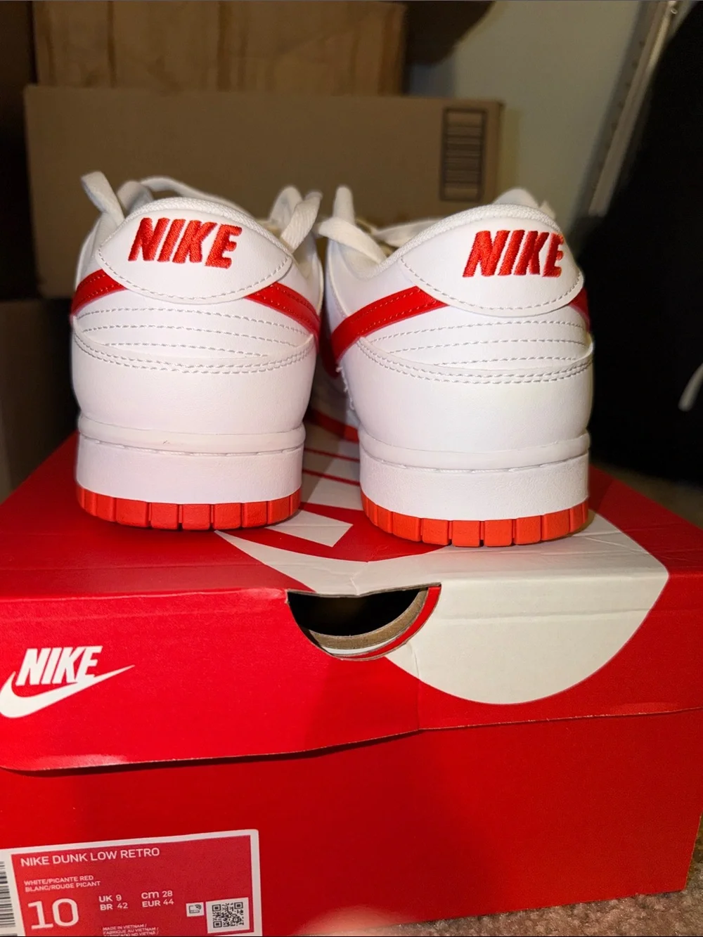 Nike SB Dunk Low White / Fire Red